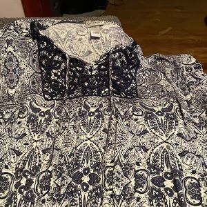 Catherine’s Stretch navy paisley top with navy lace yoke, tie v-neck size 4X